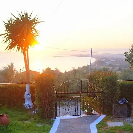 Vasiliki Apartamento *