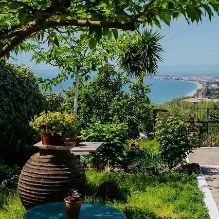 Vasiliki Apartament *